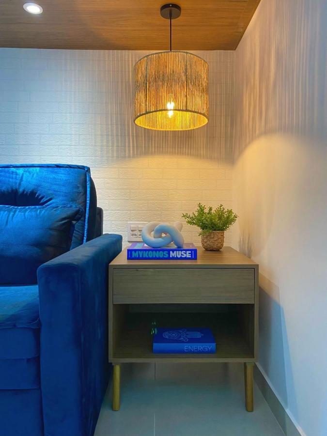 Apartment Moderno A 70 M Da Do Embare ! Vista Lateral ,ar Condicionado ,wi-fi ,pet Friendly! *
