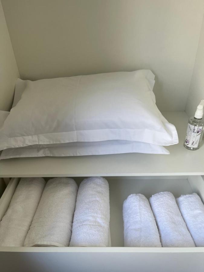 Moderno A 70 M Da Do Embare ! Vista Lateral ,ar Condicionado ,wi-fi ,pet Friendly! Apartment