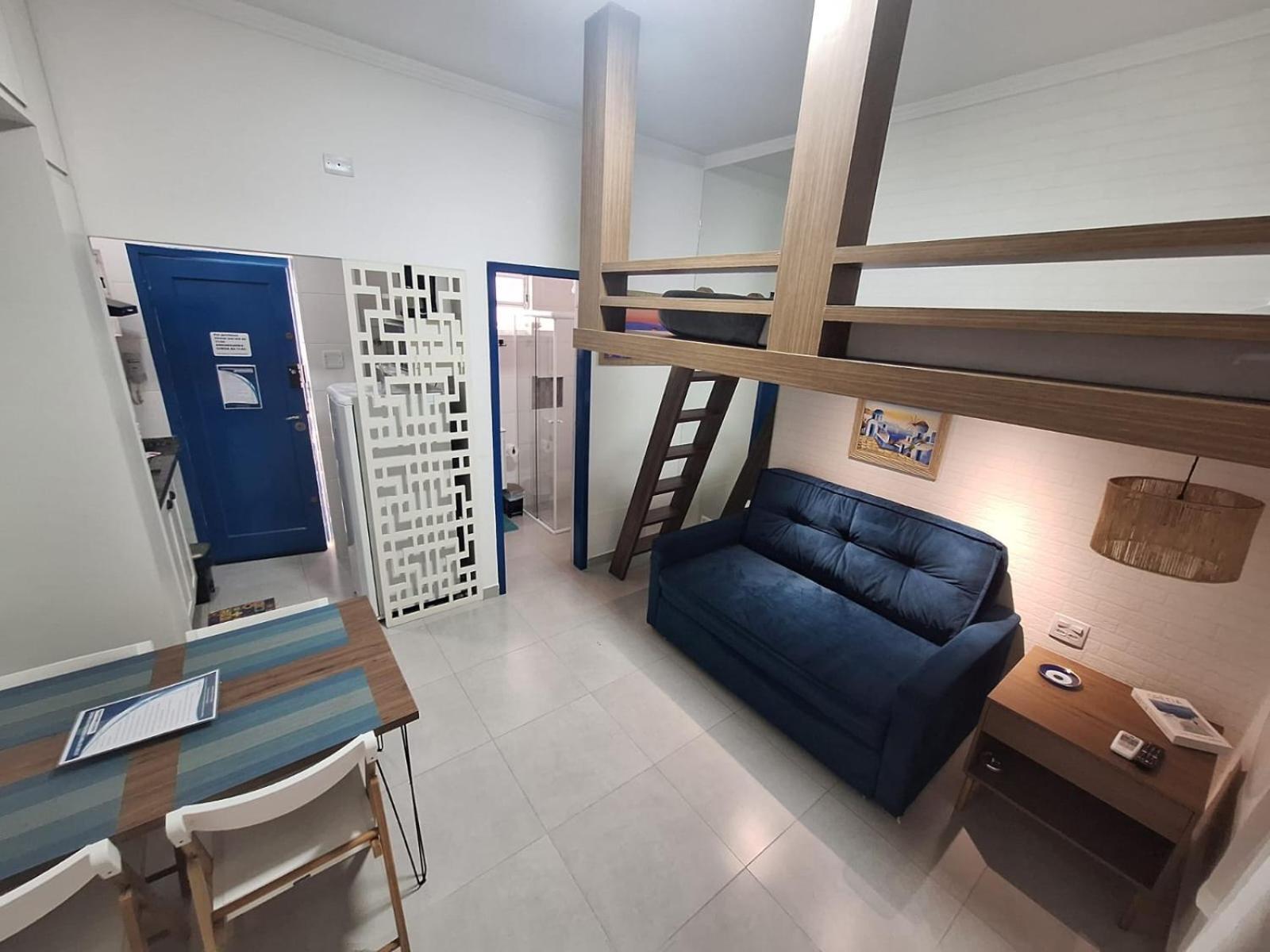 Apartment Moderno A 70 M Da Do Embare ! Vista Lateral ,ar Condicionado ,wi-fi ,pet Friendly! Santos (Sao Paulo)